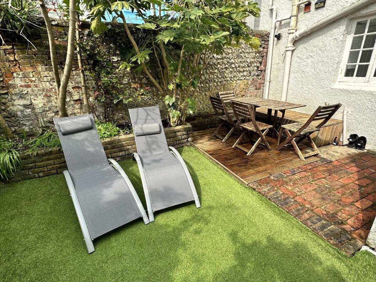 Amazing Apartment, Private Garden, Off Street Parking Μπράιτον Εξωτερικό φωτογραφία