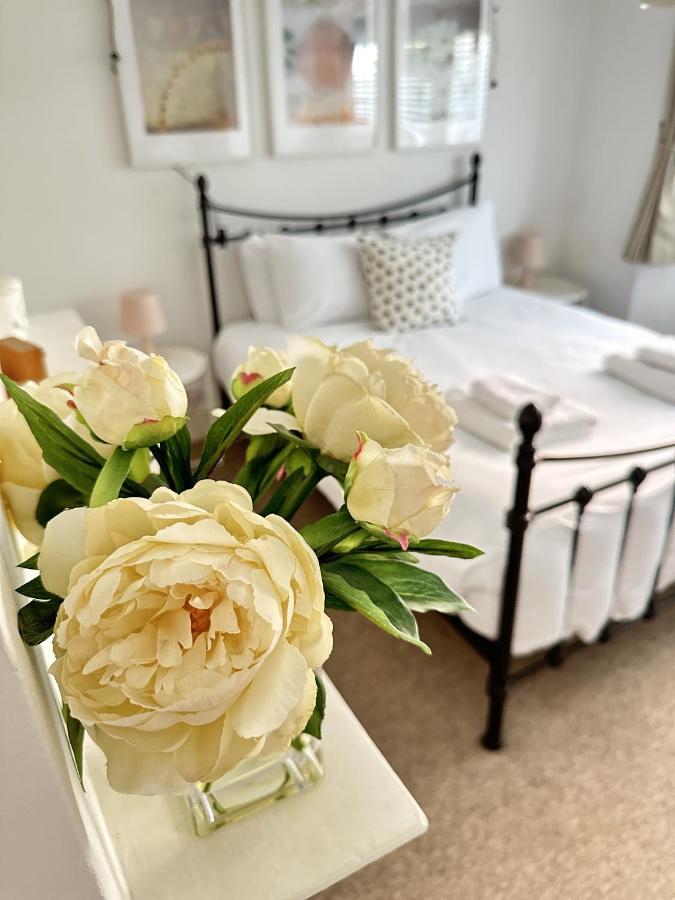 Amazing Apartment, Private Garden, Off Street Parking Μπράιτον Εξωτερικό φωτογραφία